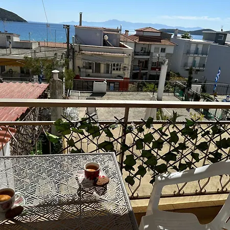 изглед море студио алекс перамос Néa Péramos