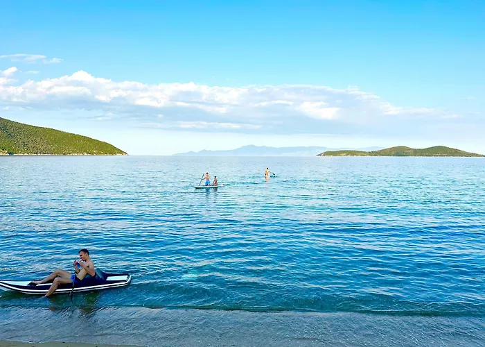 изглед море студио алекс перамос Lägenhet Néa Péramos